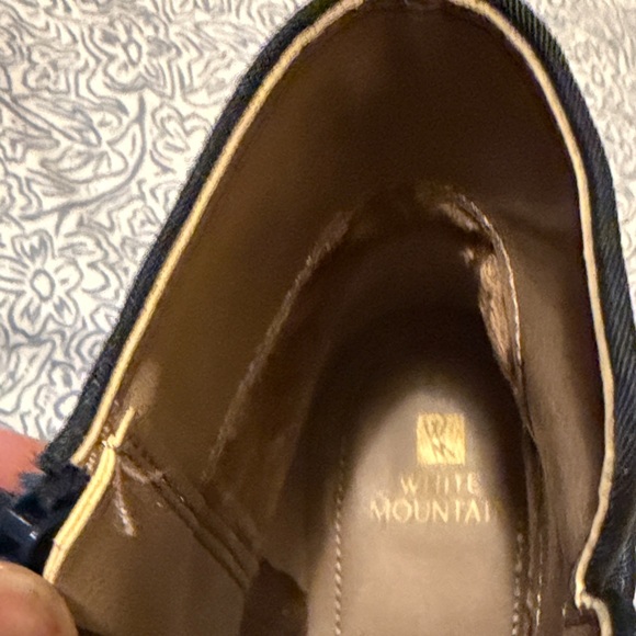 White Mountain Navy Ankle Boots - Picture 9 of 10